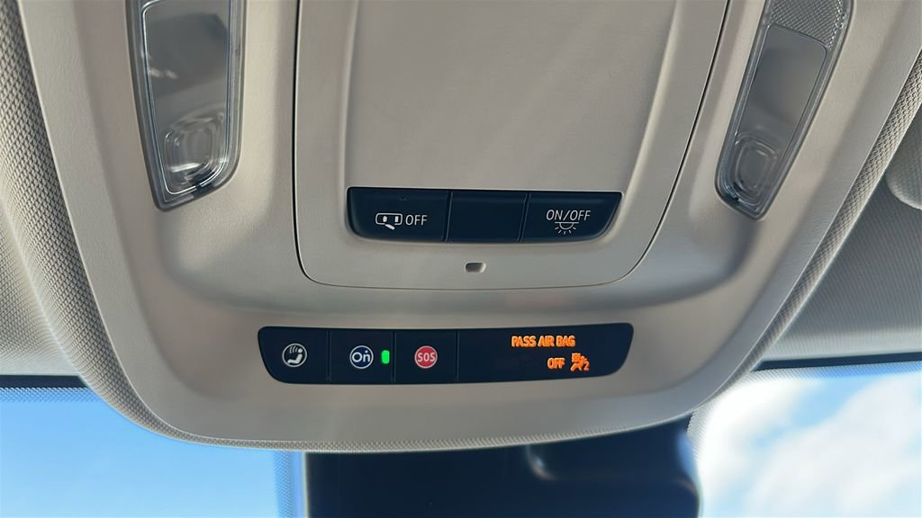 Used 2023 Buick Envision Preferred image 23