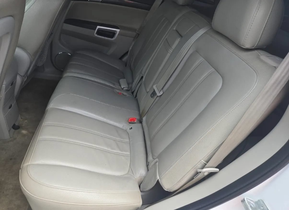 Used 2008 Saturn Vue XR w/ Premium Trim Package FWD image 6