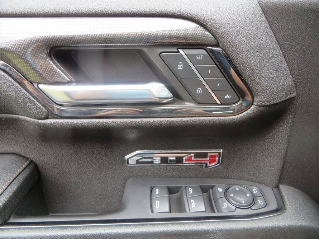 Used 2024 GMC Sierra 1500 AT4 w/ Technology Package AWD/4WD image 27