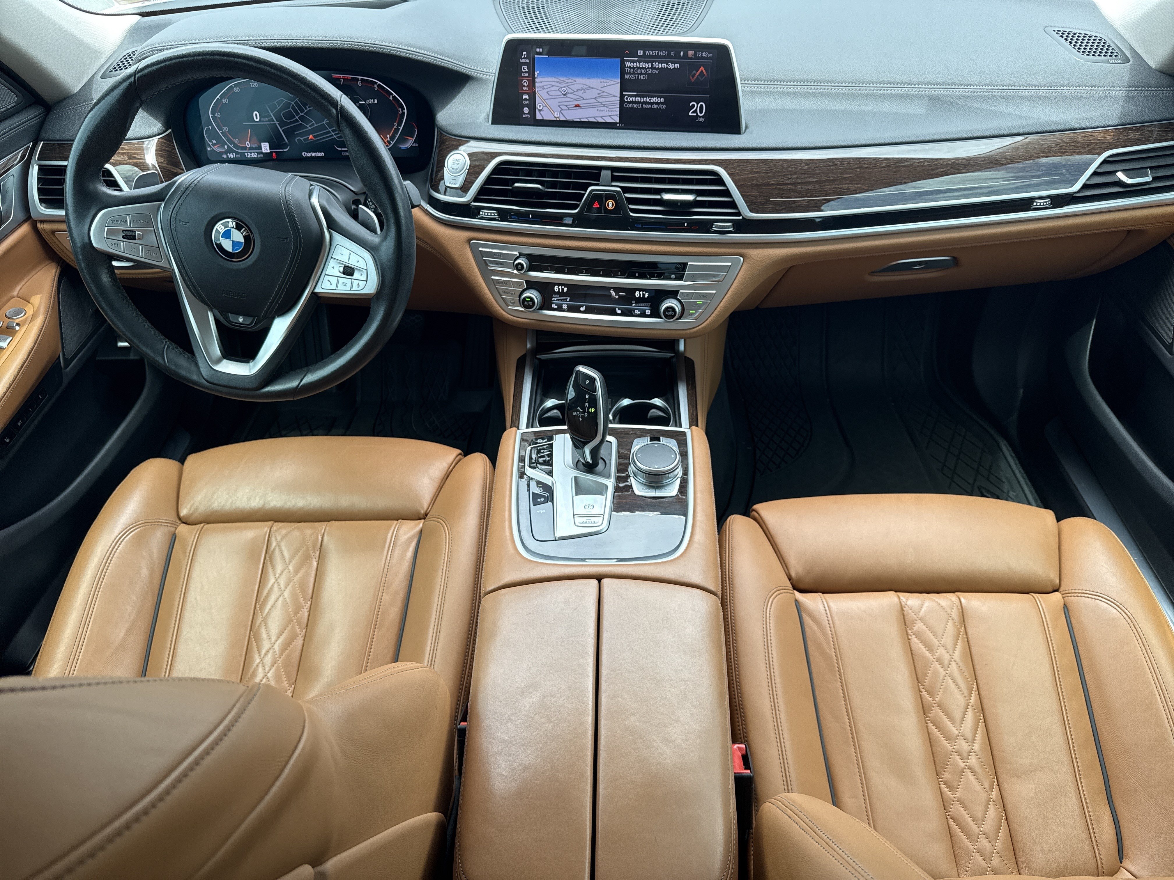 Used 2021 BMW 740i w/ Premium Package RWD image 29