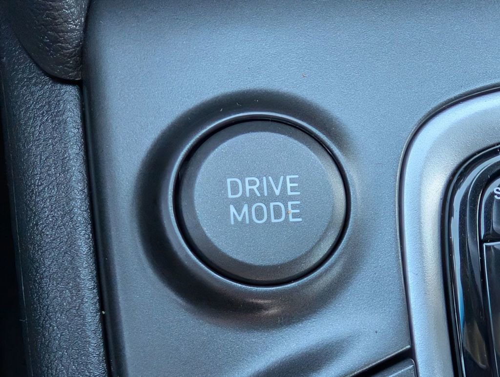 Used 2019 Hyundai Kona SEL image 33