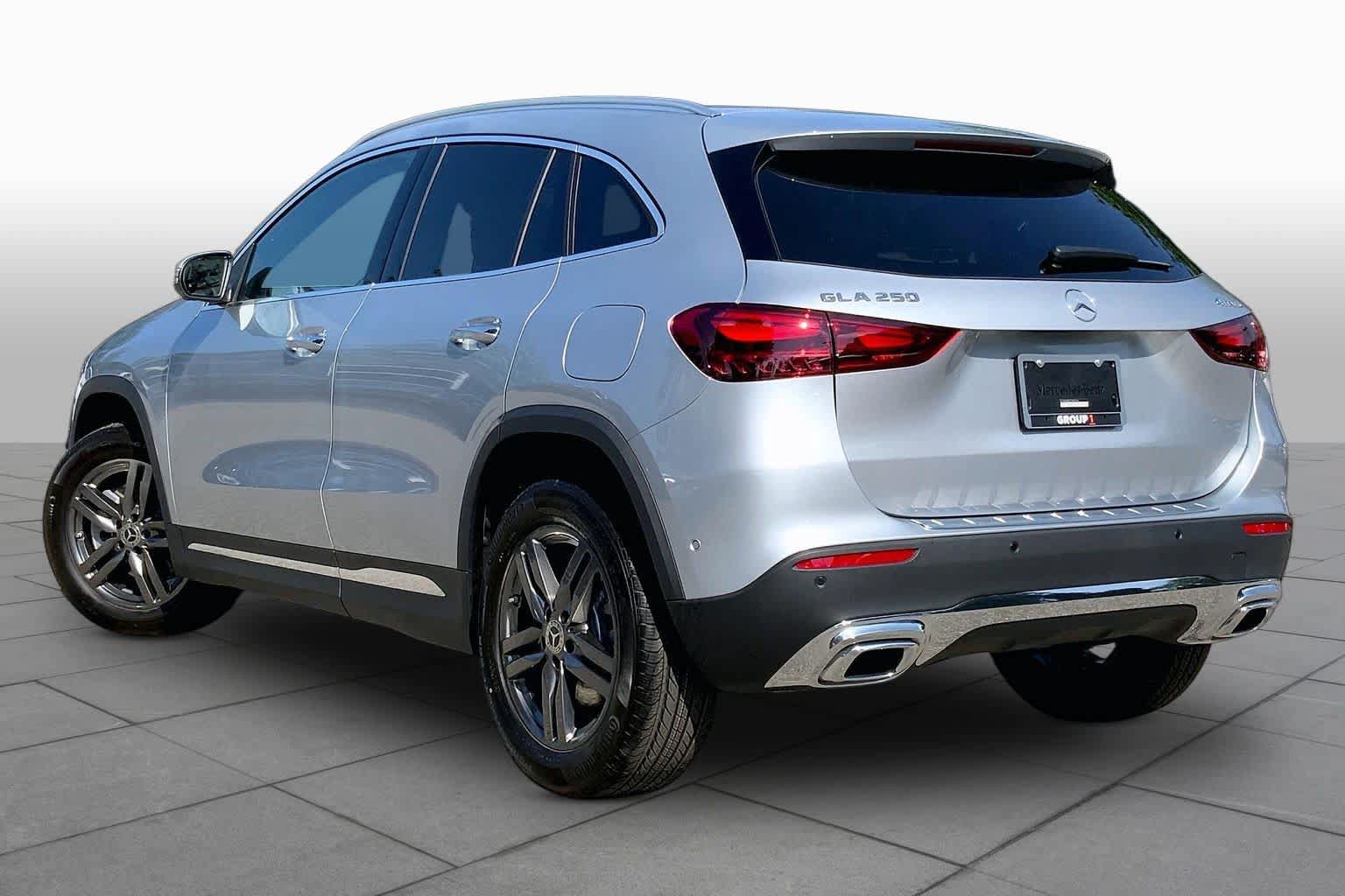 New 2026 Mercedes-Benz GLA 250 4MATIC image 16