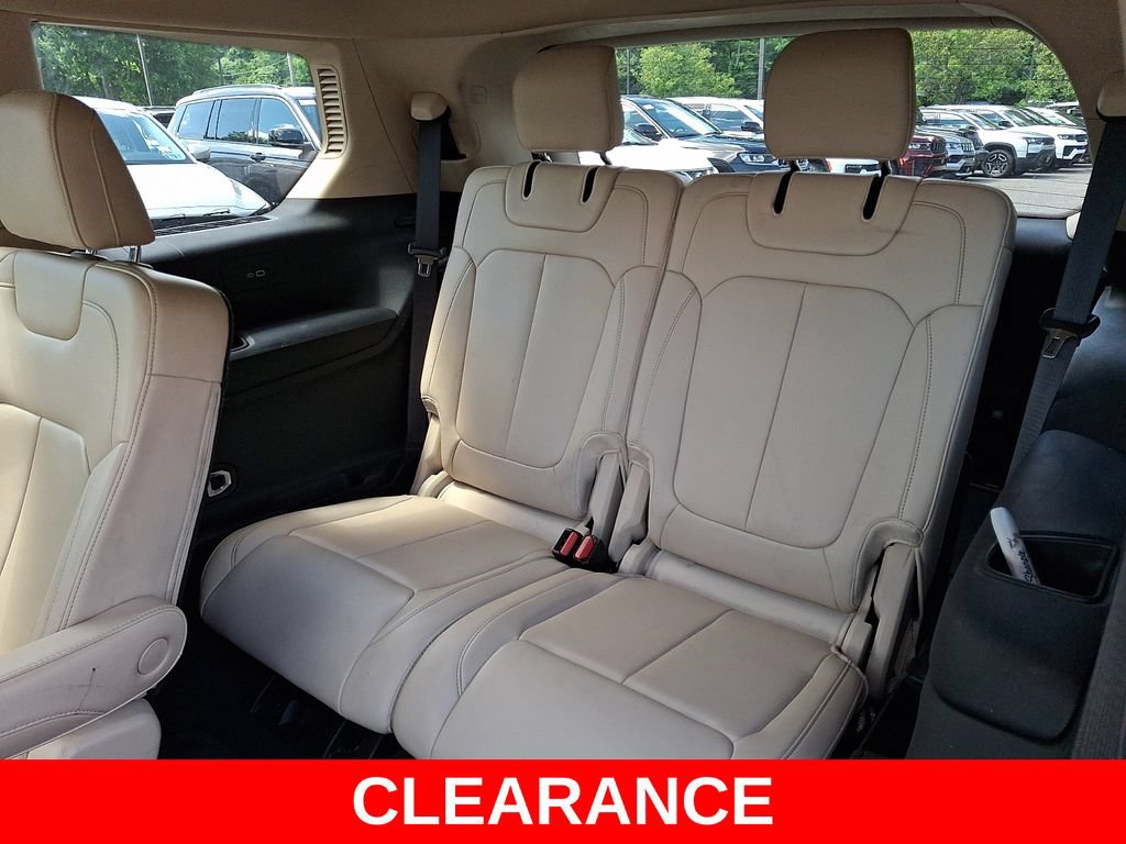 Used 2022 Jeep Grand Cherokee L Limited AWD/4WD image 10