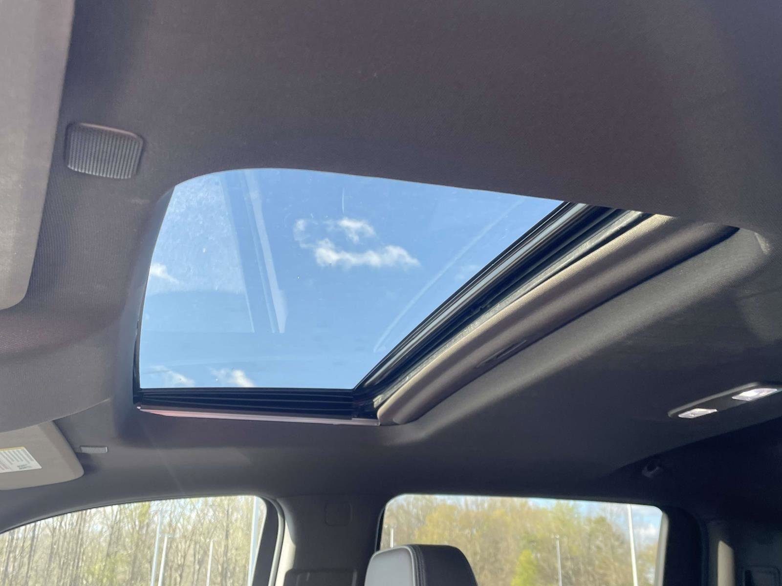 Certified 2024 GMC Sierra 1500 Denali w/ Denali Reserve Package image 8