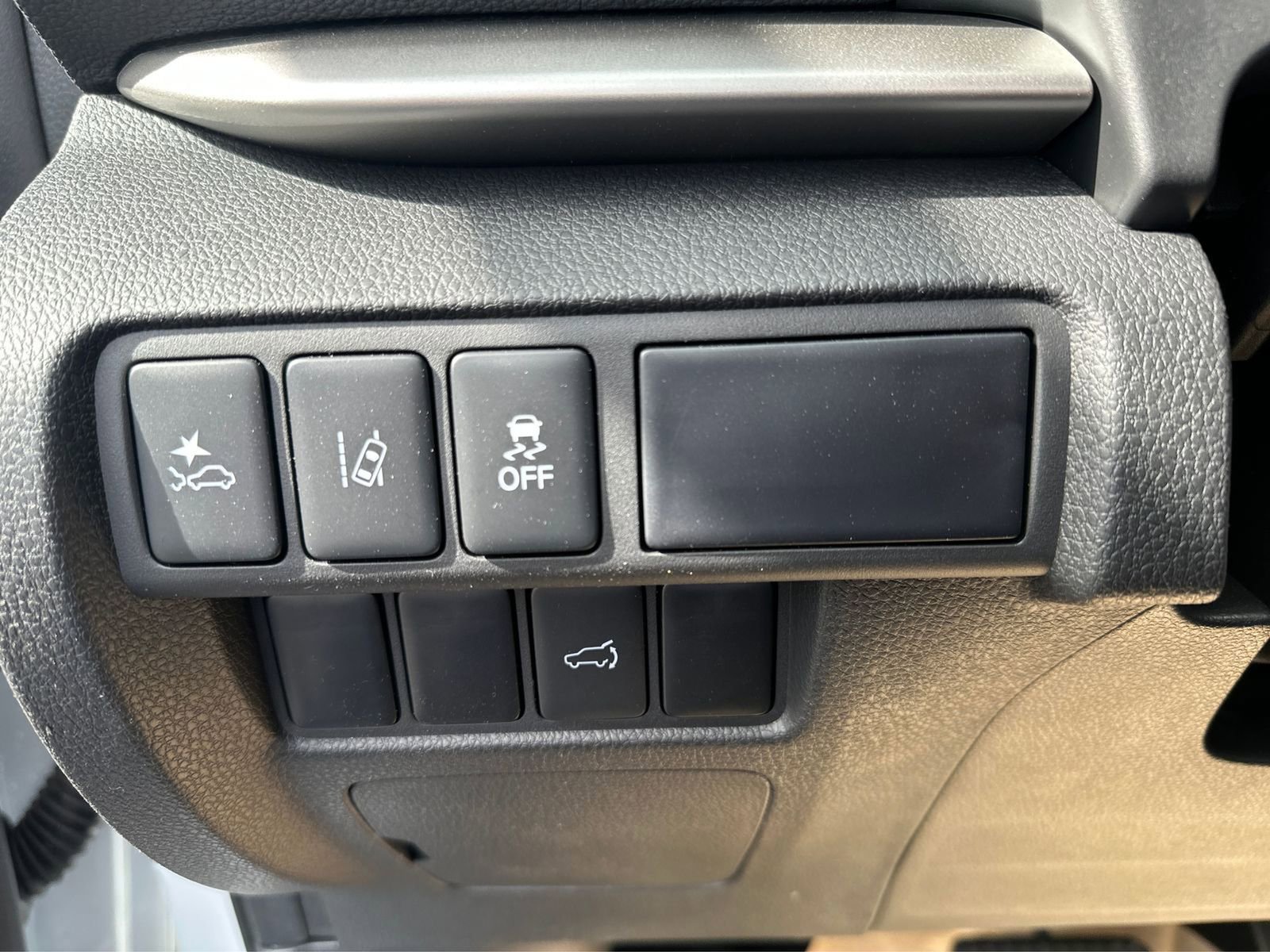 New 2025 Mitsubishi Eclipse Cross SE image 30