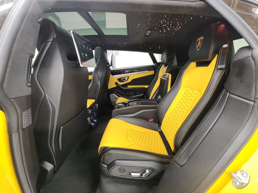 Used 2019 Lamborghini Urus image 13