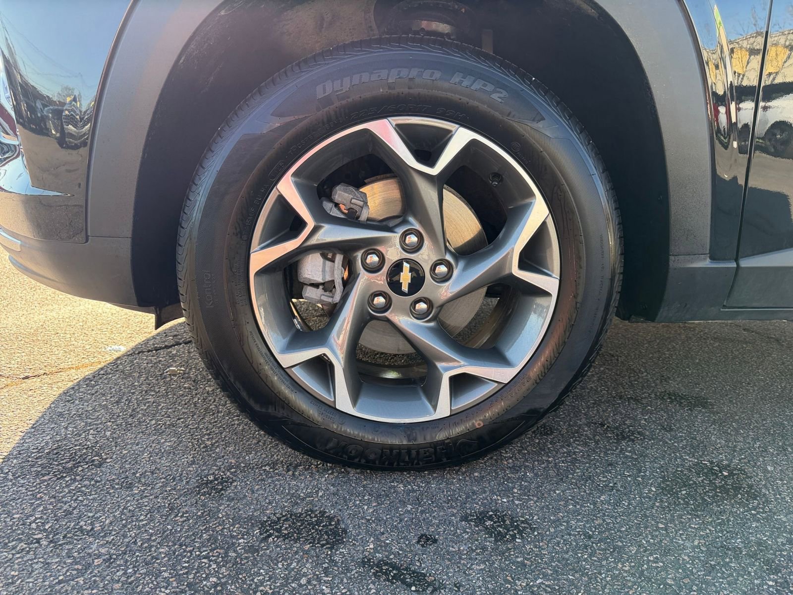 Used 2025 Chevrolet Trax LT w/ LT Convenience Package image 28