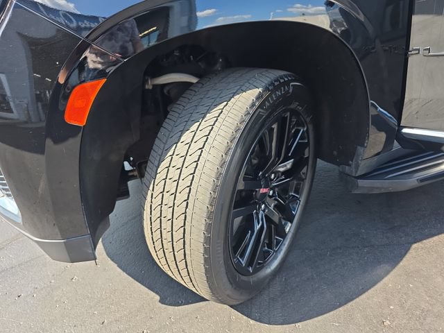 Used 2024 GMC Yukon SLT w/ SLT Premium Package AWD/4WD image 34
