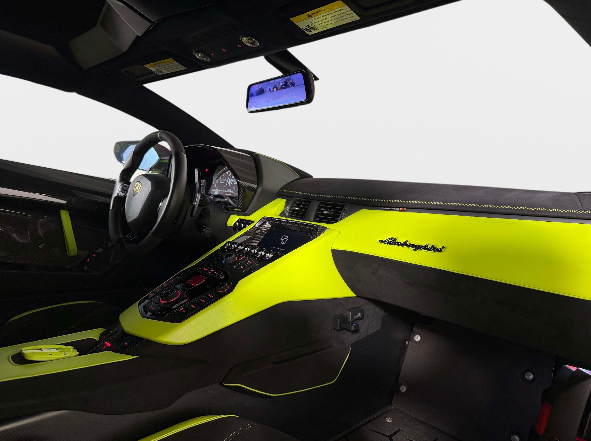 Used 2020 Lamborghini Aventador SVJ AWD/4WD image 32