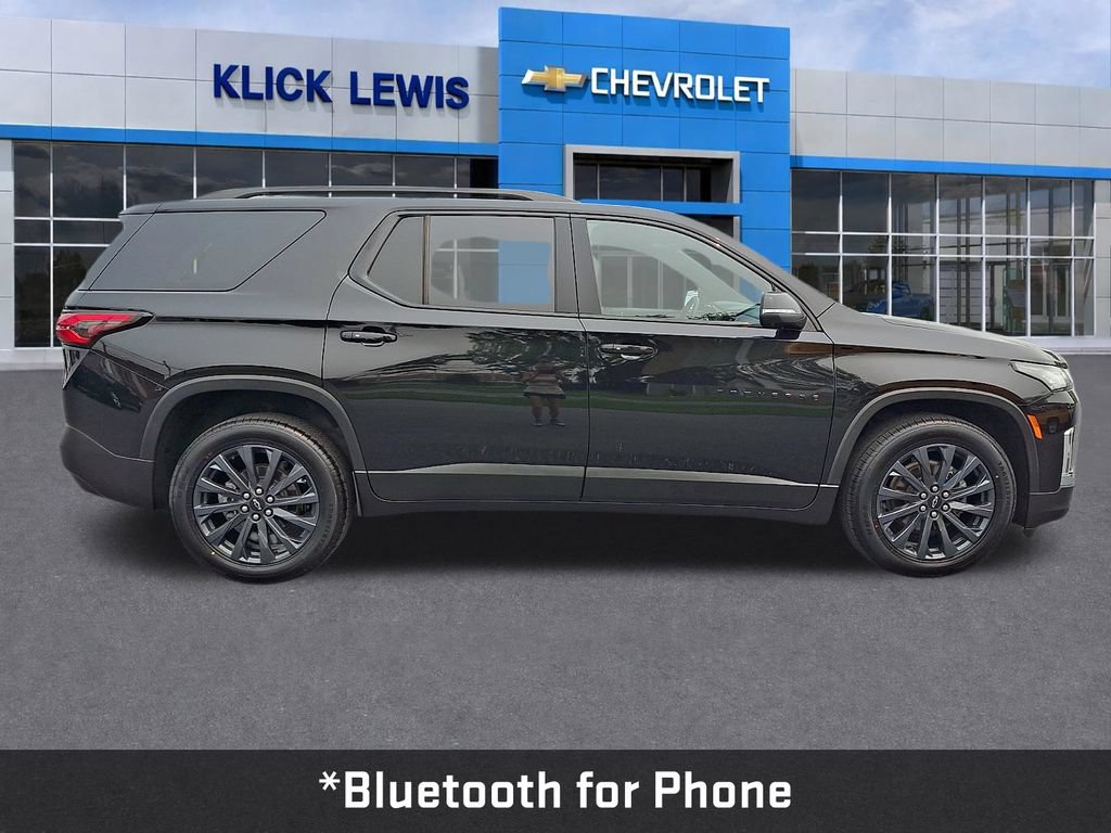 Used 2023 Chevrolet Traverse RS w/ LPO, Floor Liner Package AWD/4WD image 9