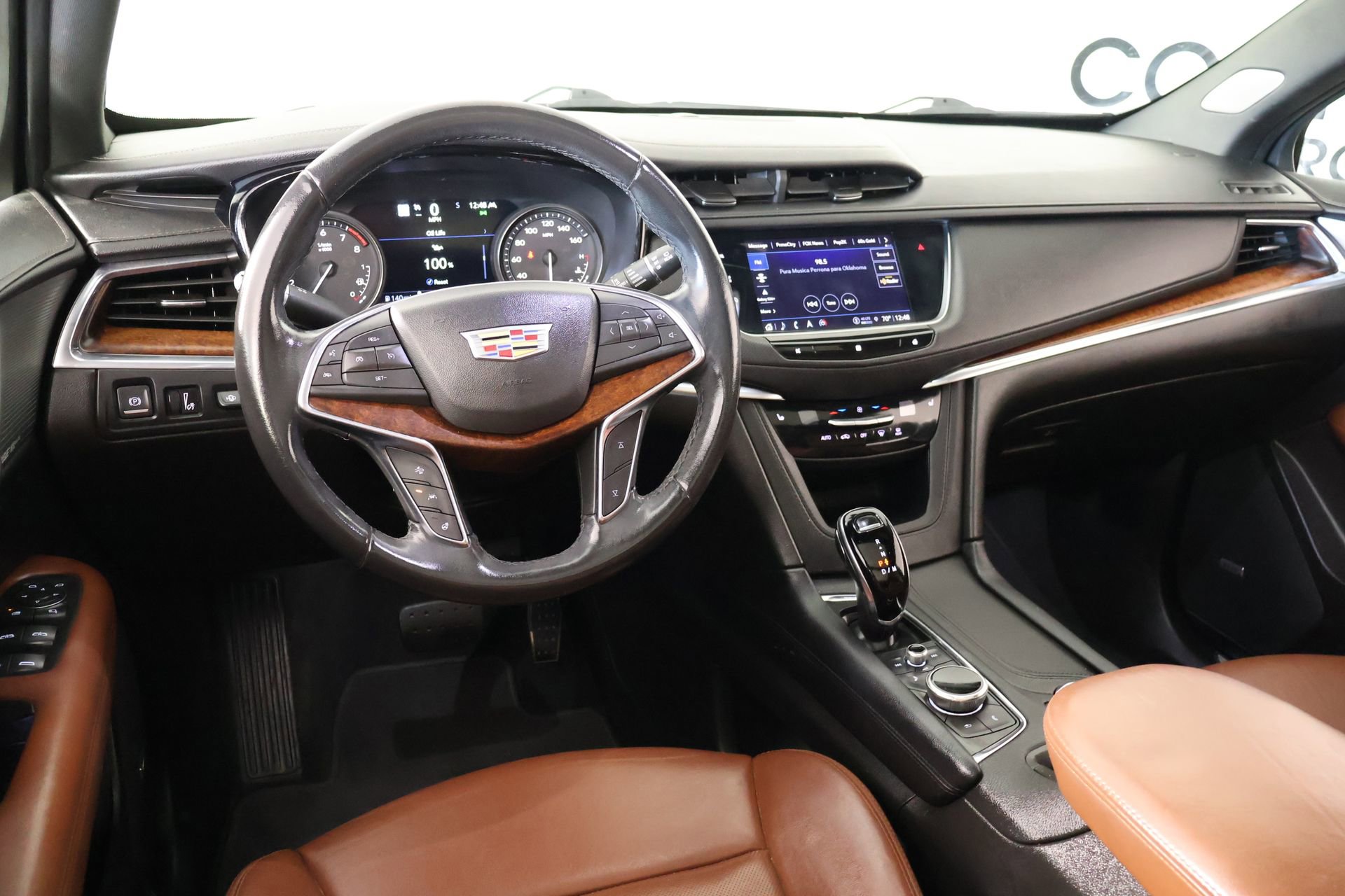 Used 2021 Cadillac XT5 Premium Luxury FWD image 2