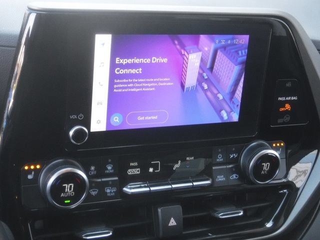 Used 2023 Toyota Highlander XLE image 24