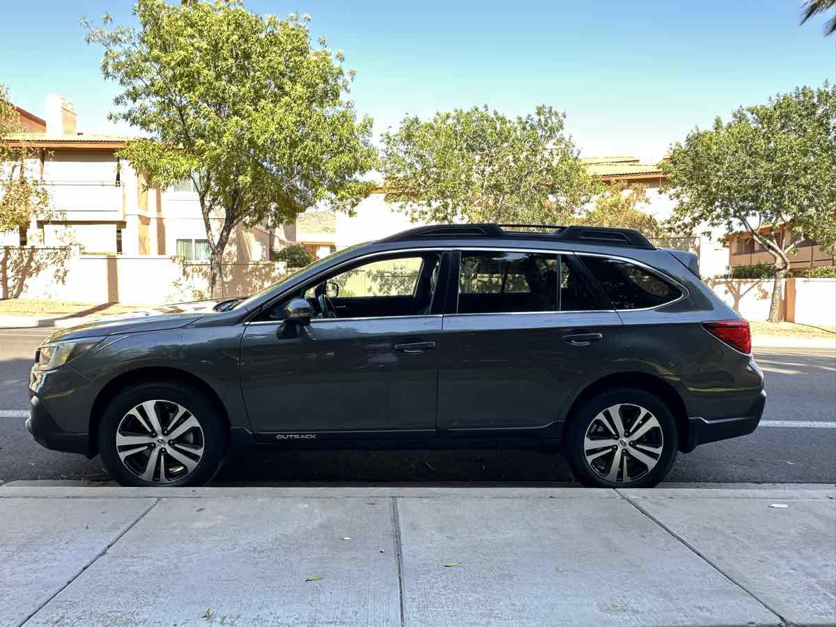 Used 2018 Subaru Outback 2.5i Limited AWD/4WD image 5