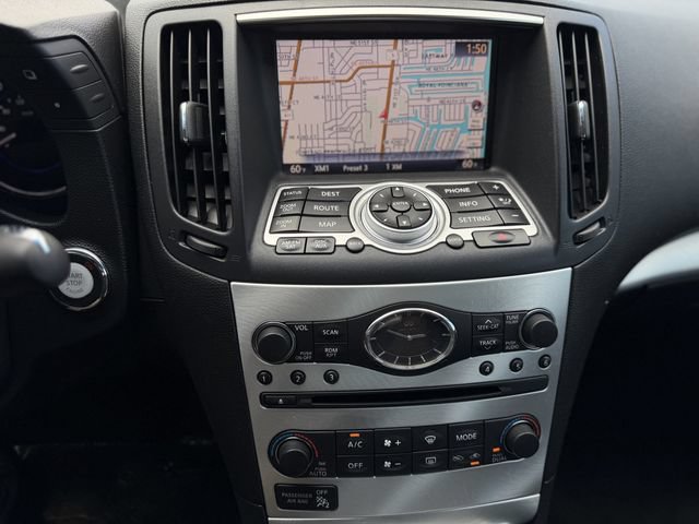 Used 2014 INFINITI Q60 Convertible w/ Premium Package RWD image 14
