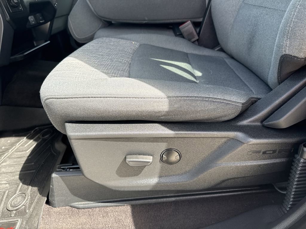 Used 2021 Ford F150 XLT w/ Trailer Tow Package image 14