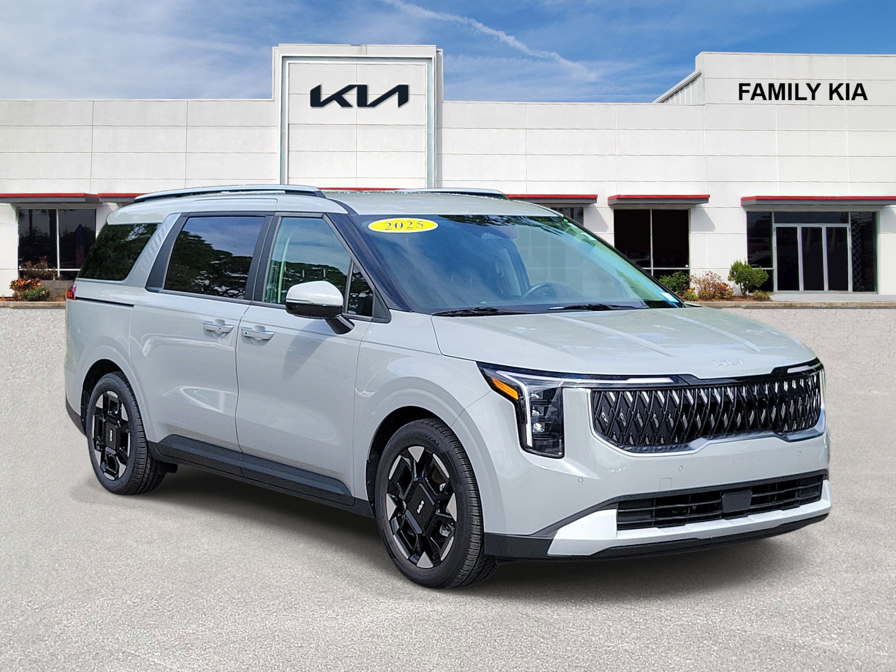 Certified 2025 Kia Carnival EX