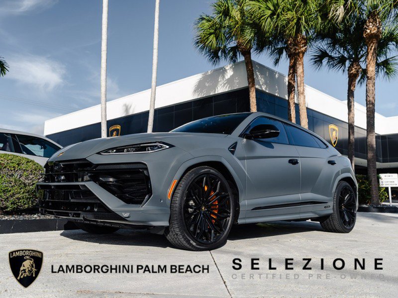 Used 2025 Lamborghini Urus SE image 1