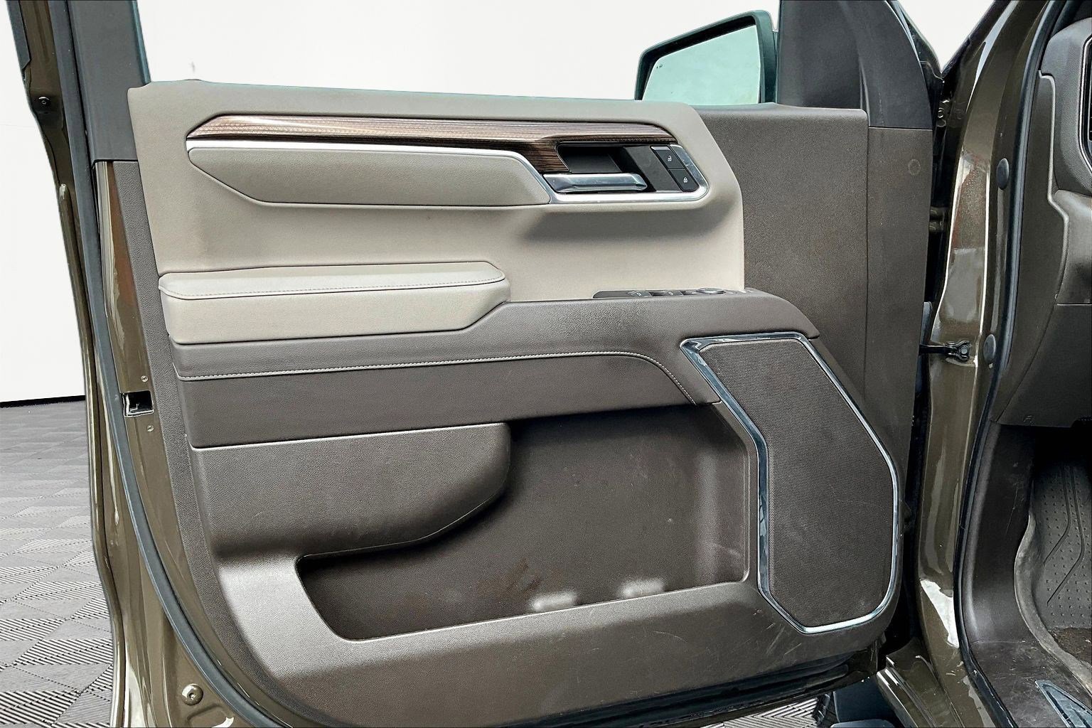 Used 2023 Chevrolet Silverado 1500 LT w/ Max Trailering Package image 22