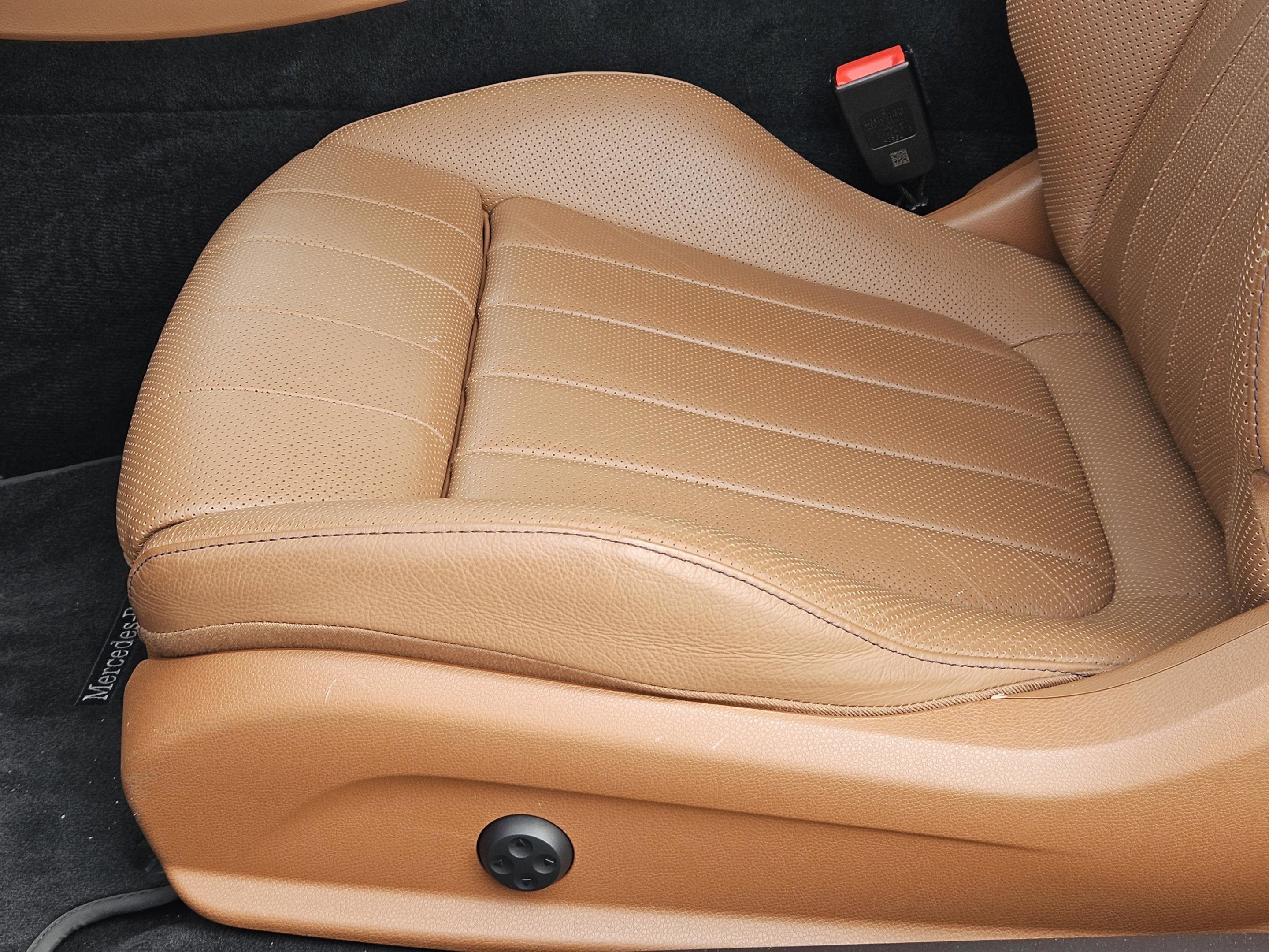 Certified 2023 Mercedes-Benz E 450 4MATIC Cabriolet image 22