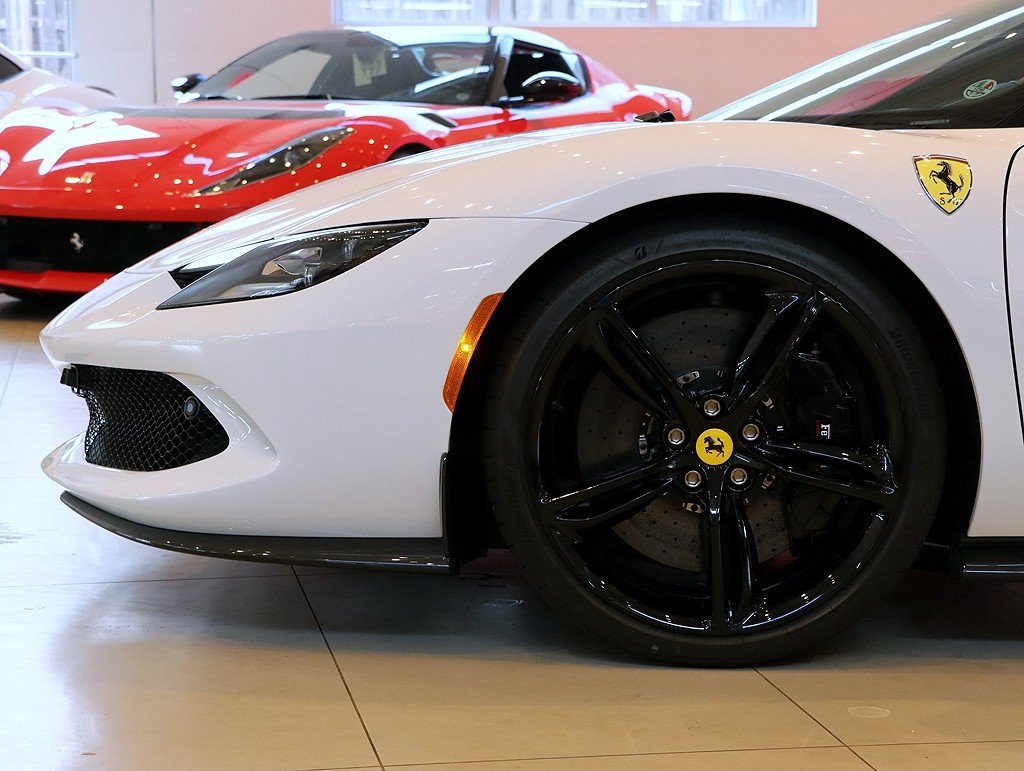 Certified 2025 Ferrari 296 GTS image 70