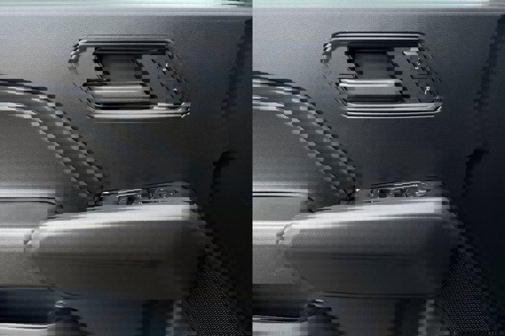 New 2026 Chevrolet Colorado W/T w/ WT Custom Package RWD image 11