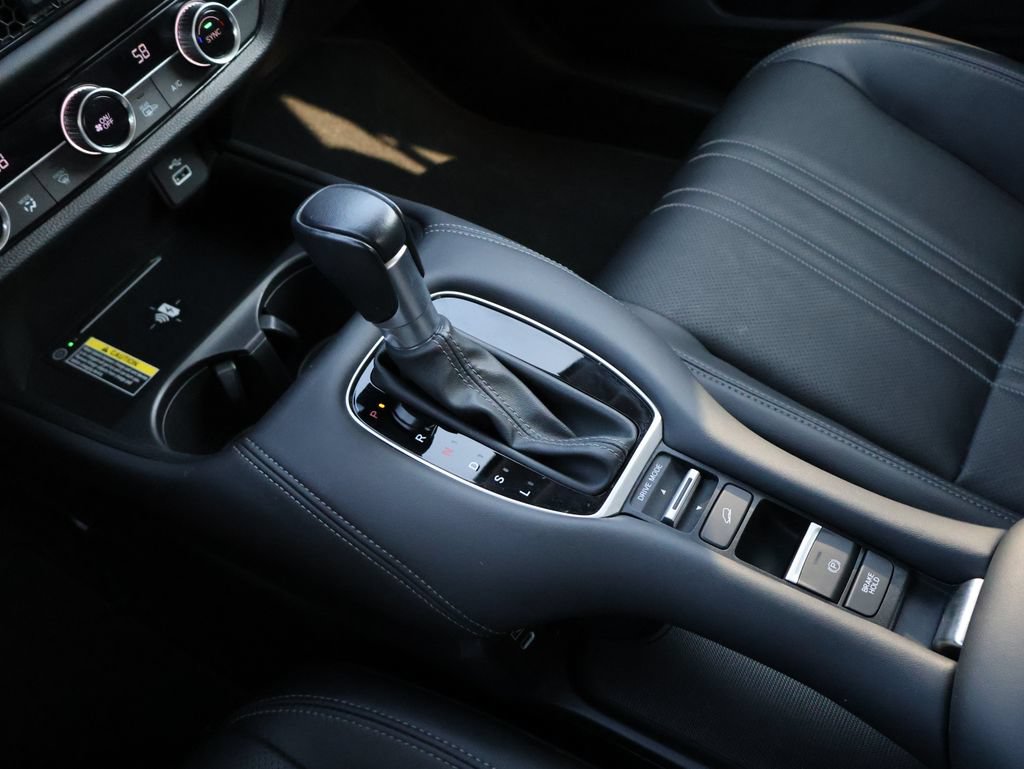 Certified 2024 Honda HR-V EX-L image 23