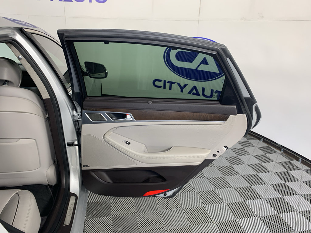 Used 2019 Genesis G80 5.0 Ultimate RWD image 34
