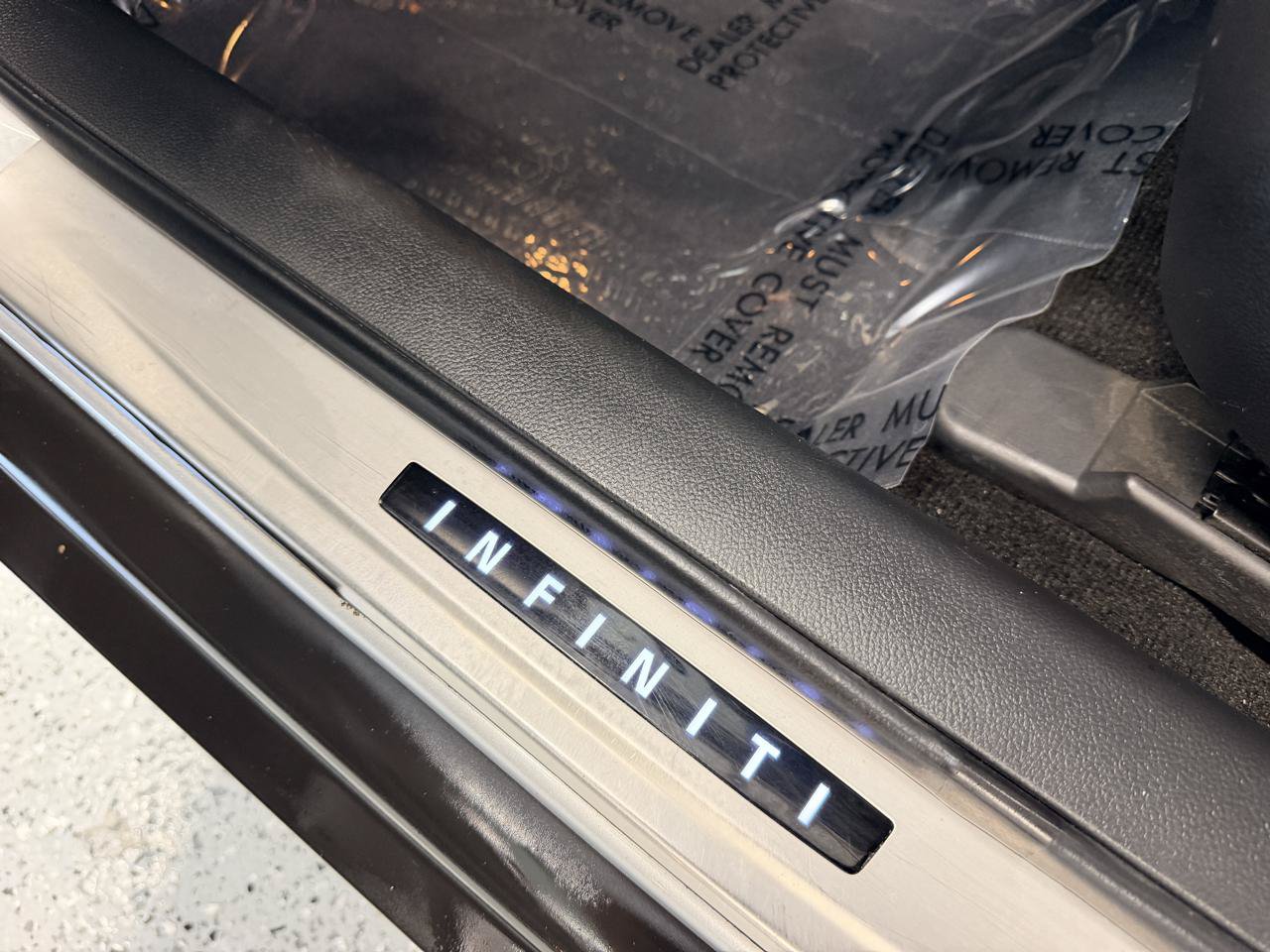 Used 2017 INFINITI QX50 2WD w/ Premium Plus Package image 15