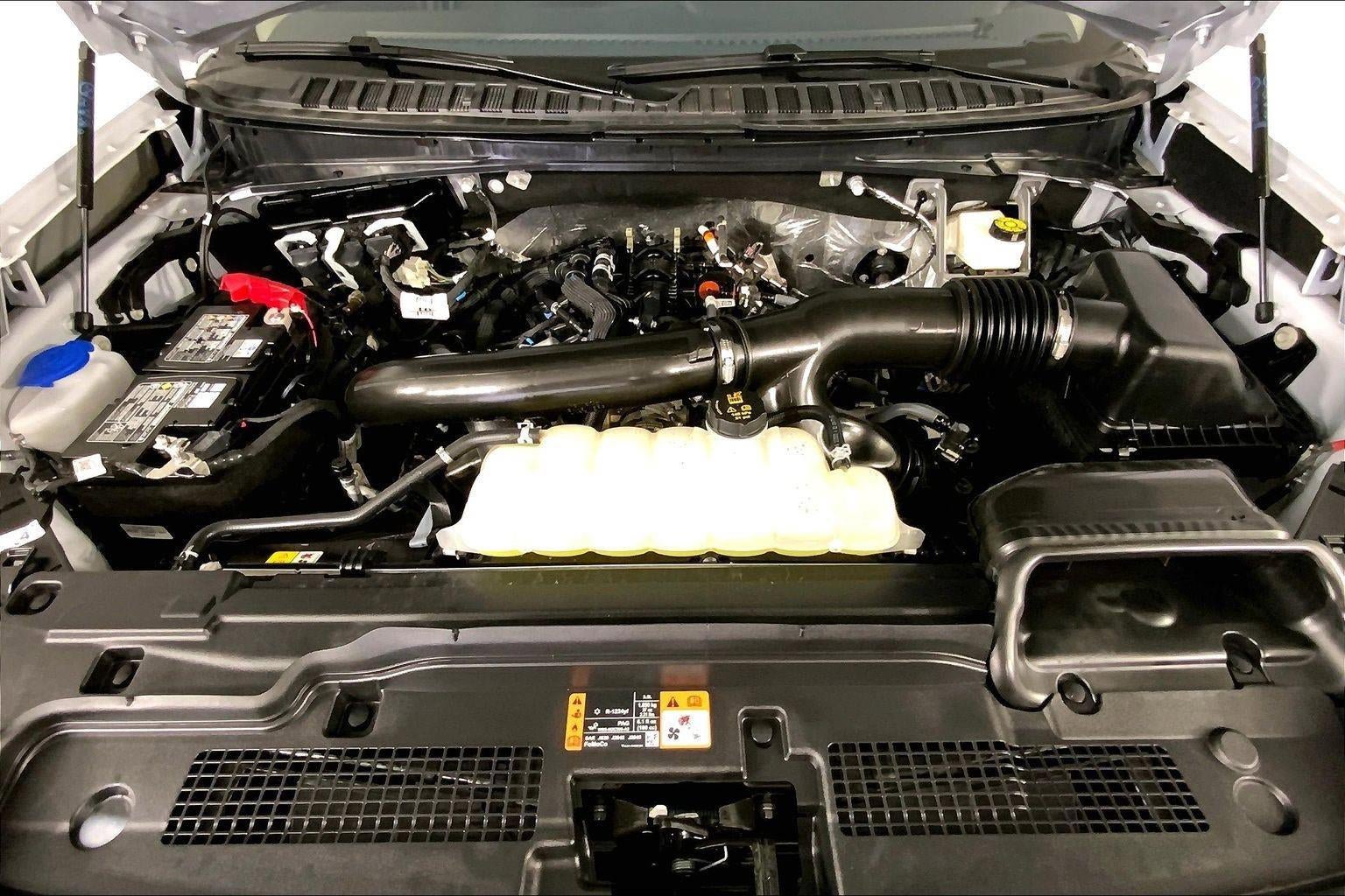 Used 2025 Ford Expedition Active AWD/4WD image 10