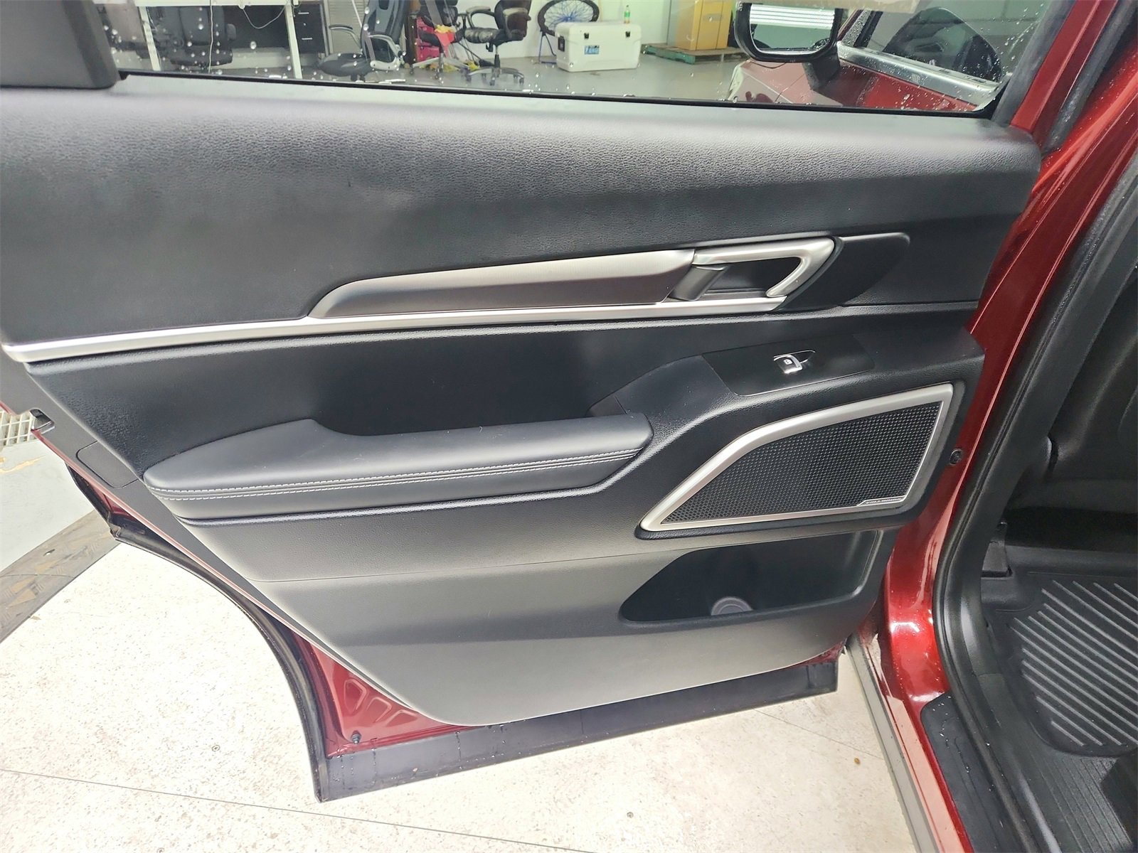 Used 2024 Kia Telluride S w/ S Sunroof Package image 37