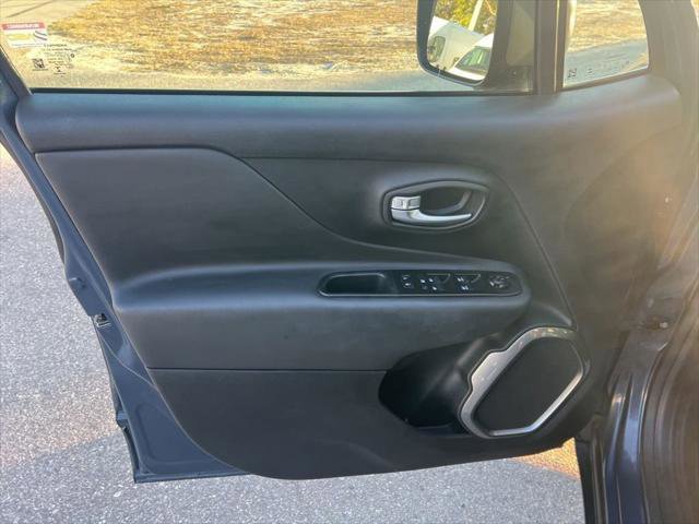 Certified 2020 Jeep Renegade Limited image 46