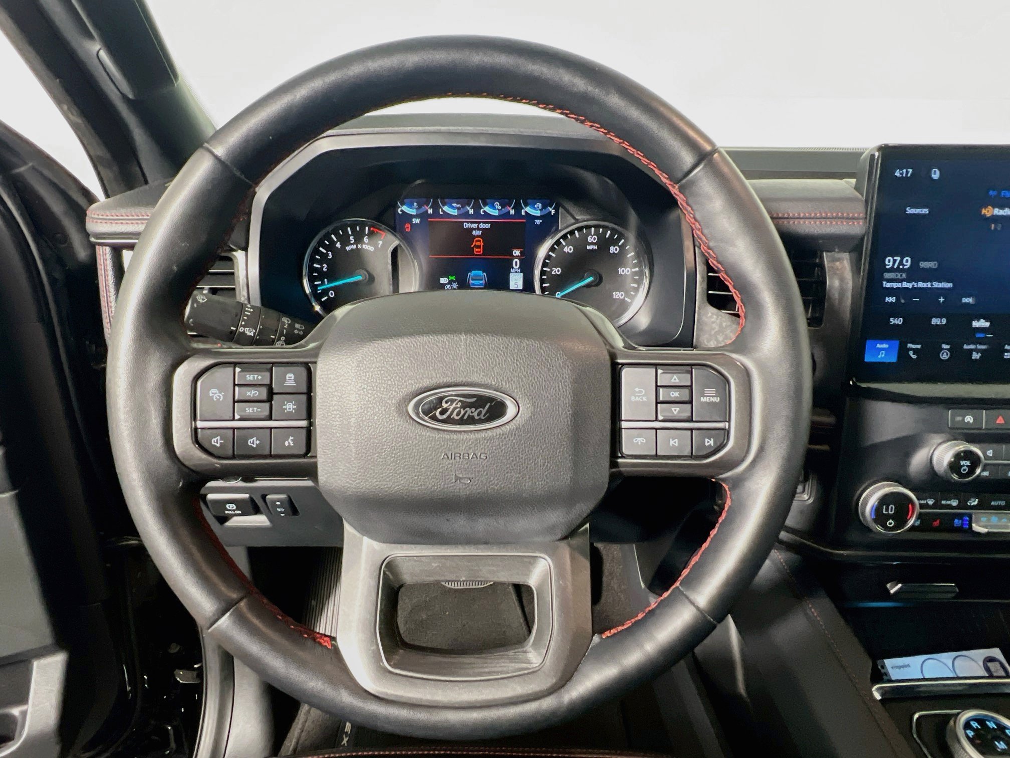 Used 2023 Ford Expedition Limited AWD/4WD image 17