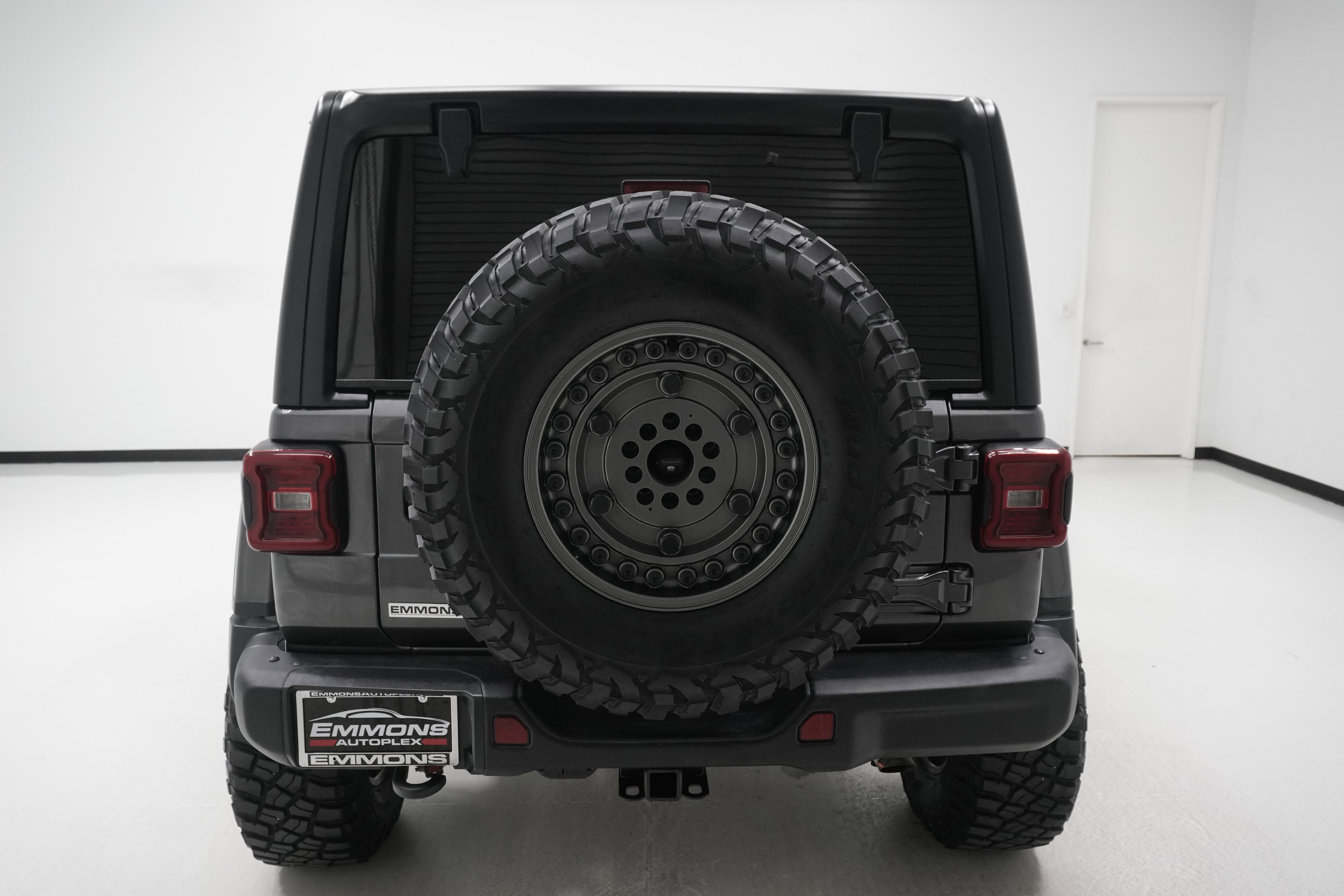 Used 2021 Jeep Wrangler Unlimited Rubicon AWD/4WD image 5