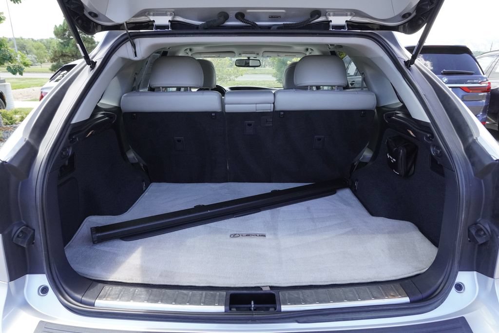 Used 2013 Lexus RX 450h AWD w/ Navigation Pkg image 31