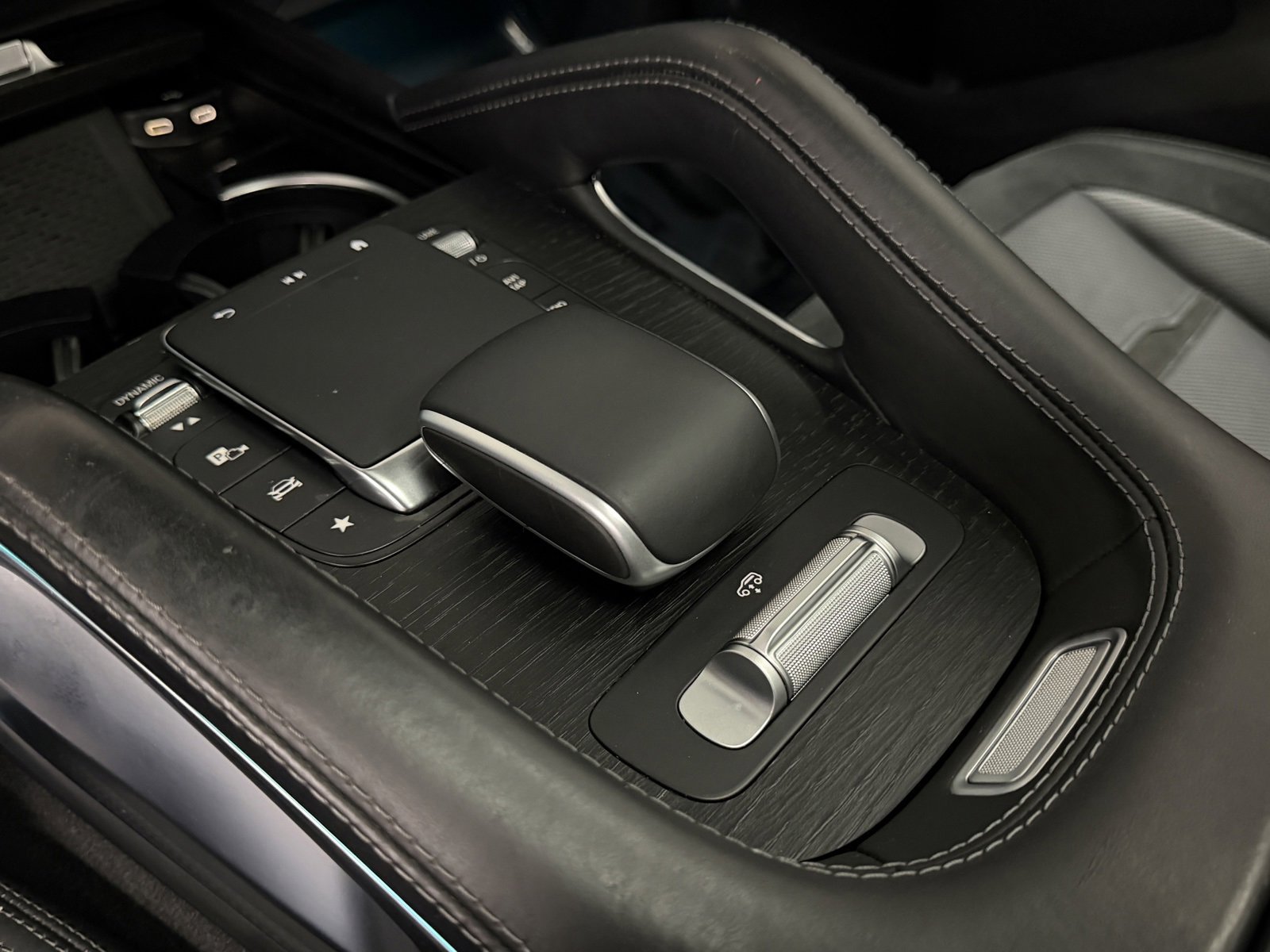 Used 2024 Mercedes-Benz GLE 53 AMG 4MATIC Coupe image 35