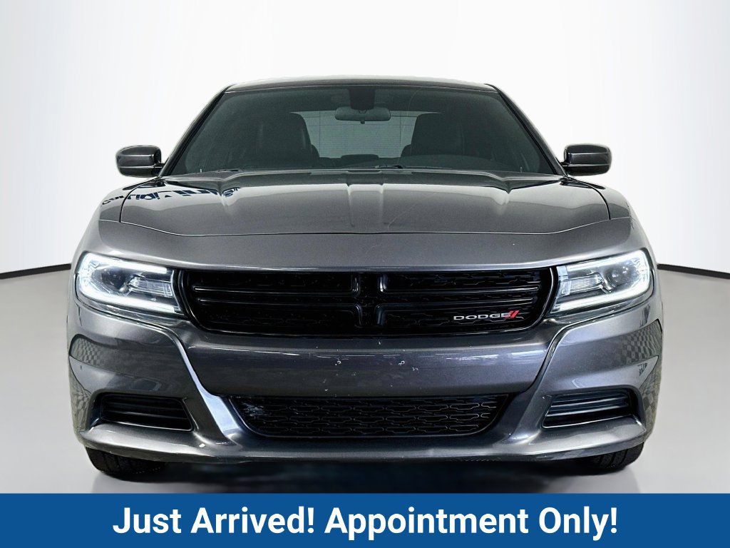 Used 2021 Dodge Charger SXT w/ Leather Interior Group RWD image 2