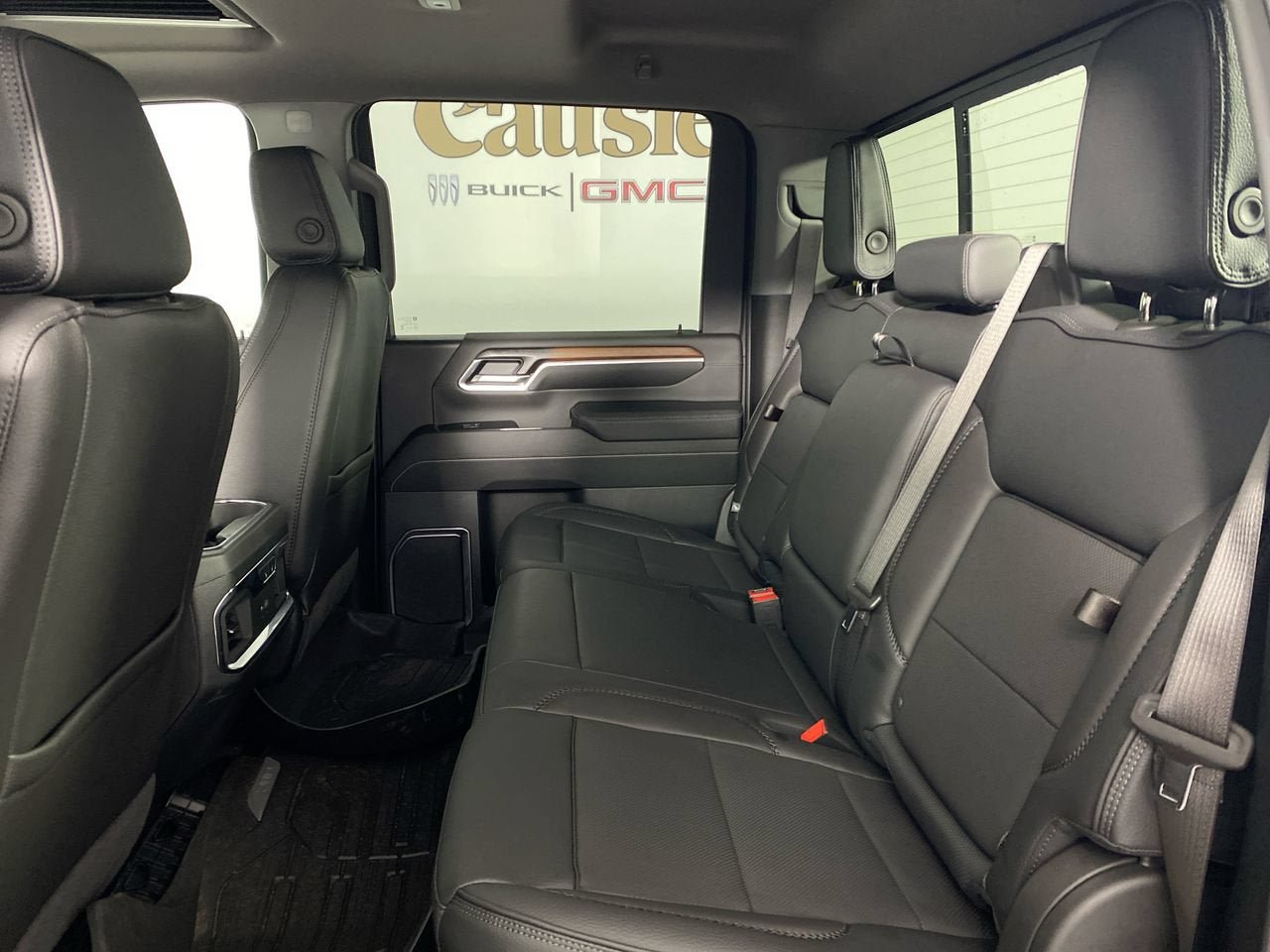New 2026 GMC Sierra 2500 Denali w/ Denali Reserve Package AWD/4WD image 22
