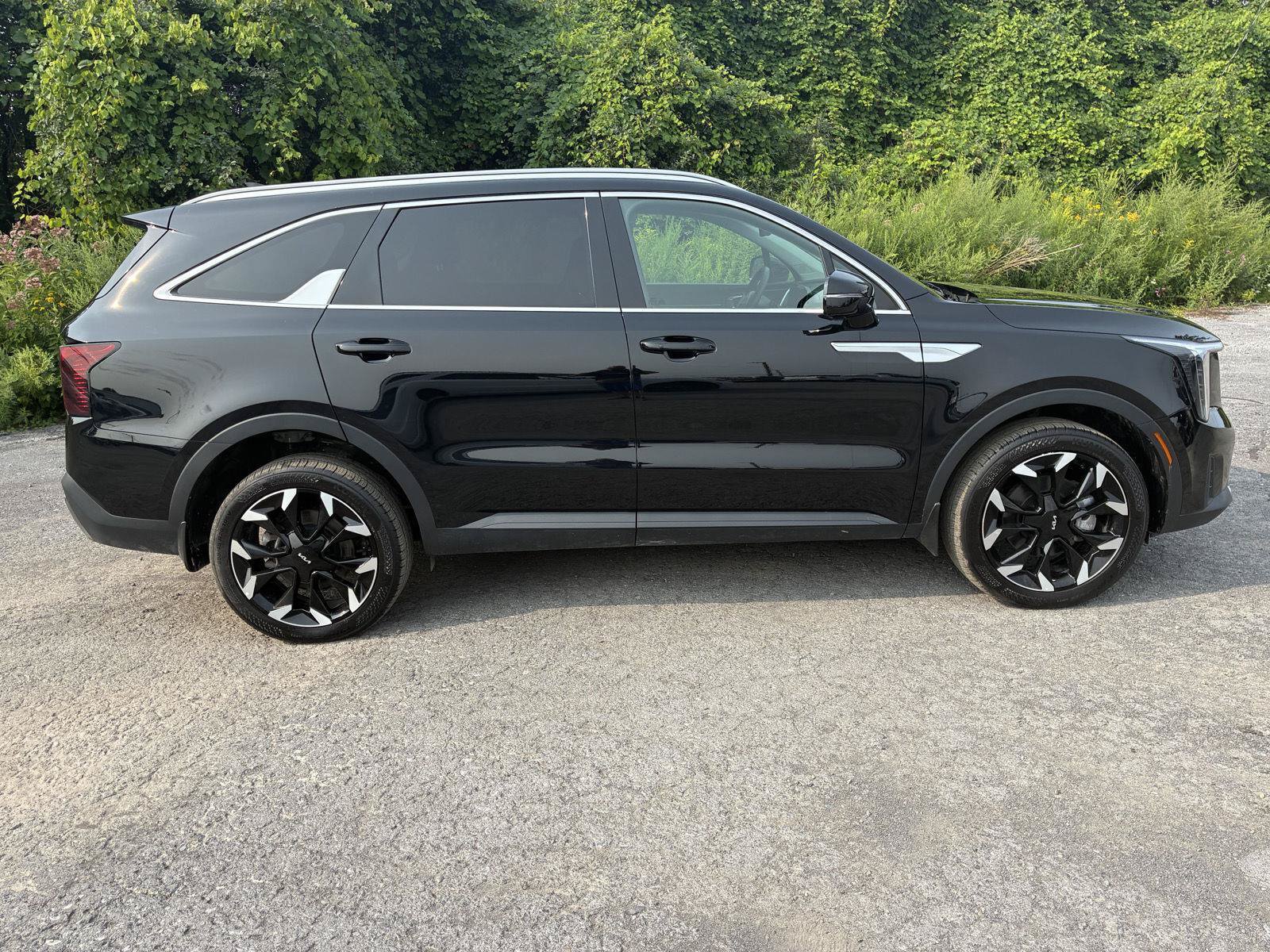Used 2025 Kia Sorento X-Line EX AWD/4WD image 8