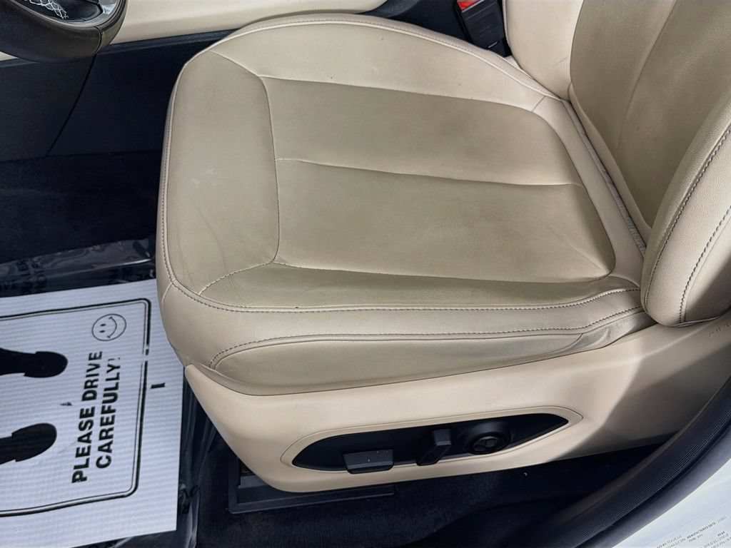Used 2022 Jeep Grand Cherokee L Limited AWD/4WD image 18