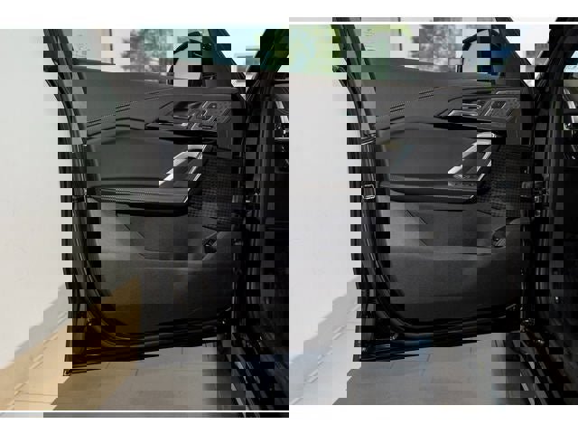 Used 2025 BMW X1 xDrive28i w/ Technology Package image 52