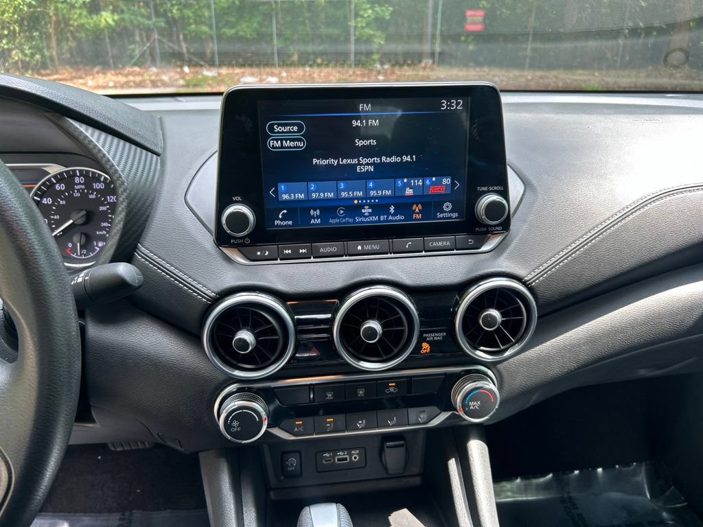 Used 2024 Nissan Sentra SV FWD image 18