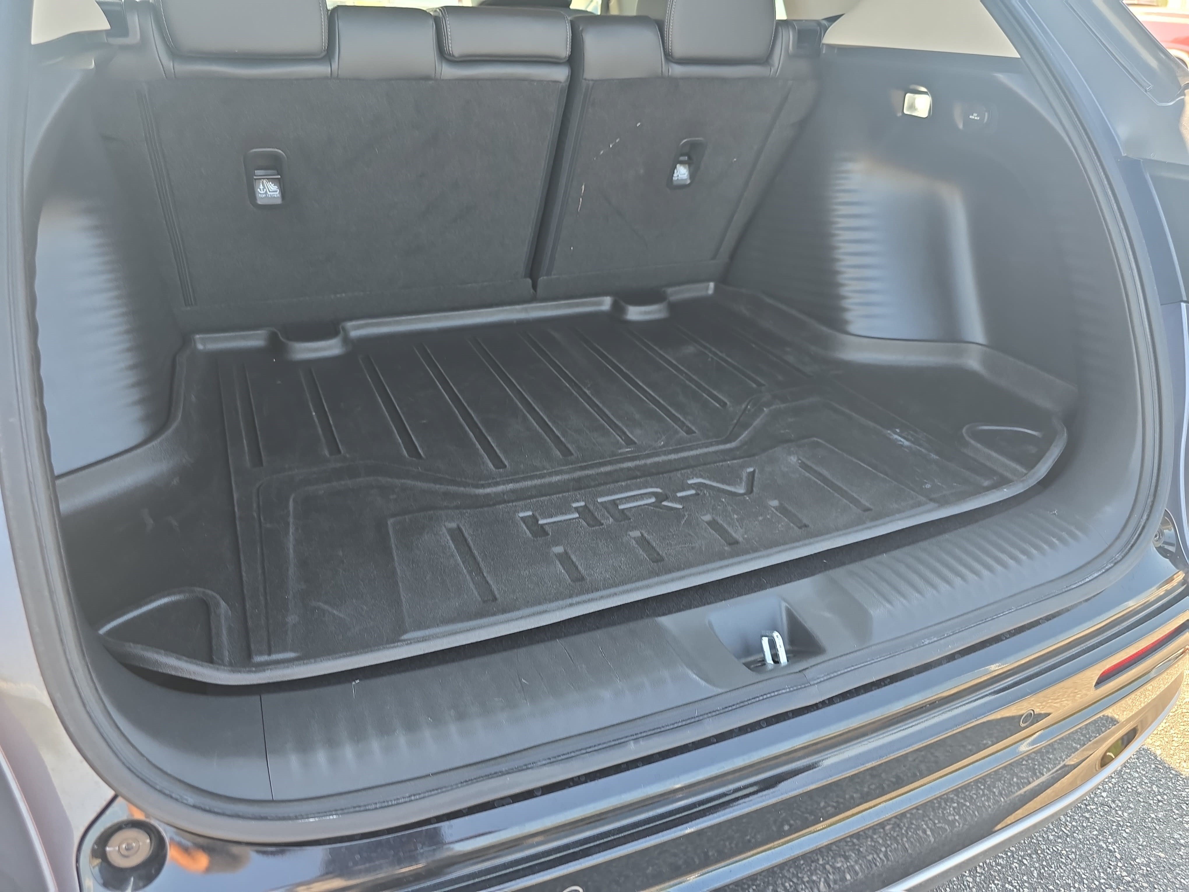 Used 2024 Honda HR-V EX-L image 12