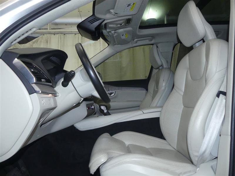 Used 2022 Volvo XC90 T6 Inscription AWD/4WD image 21
