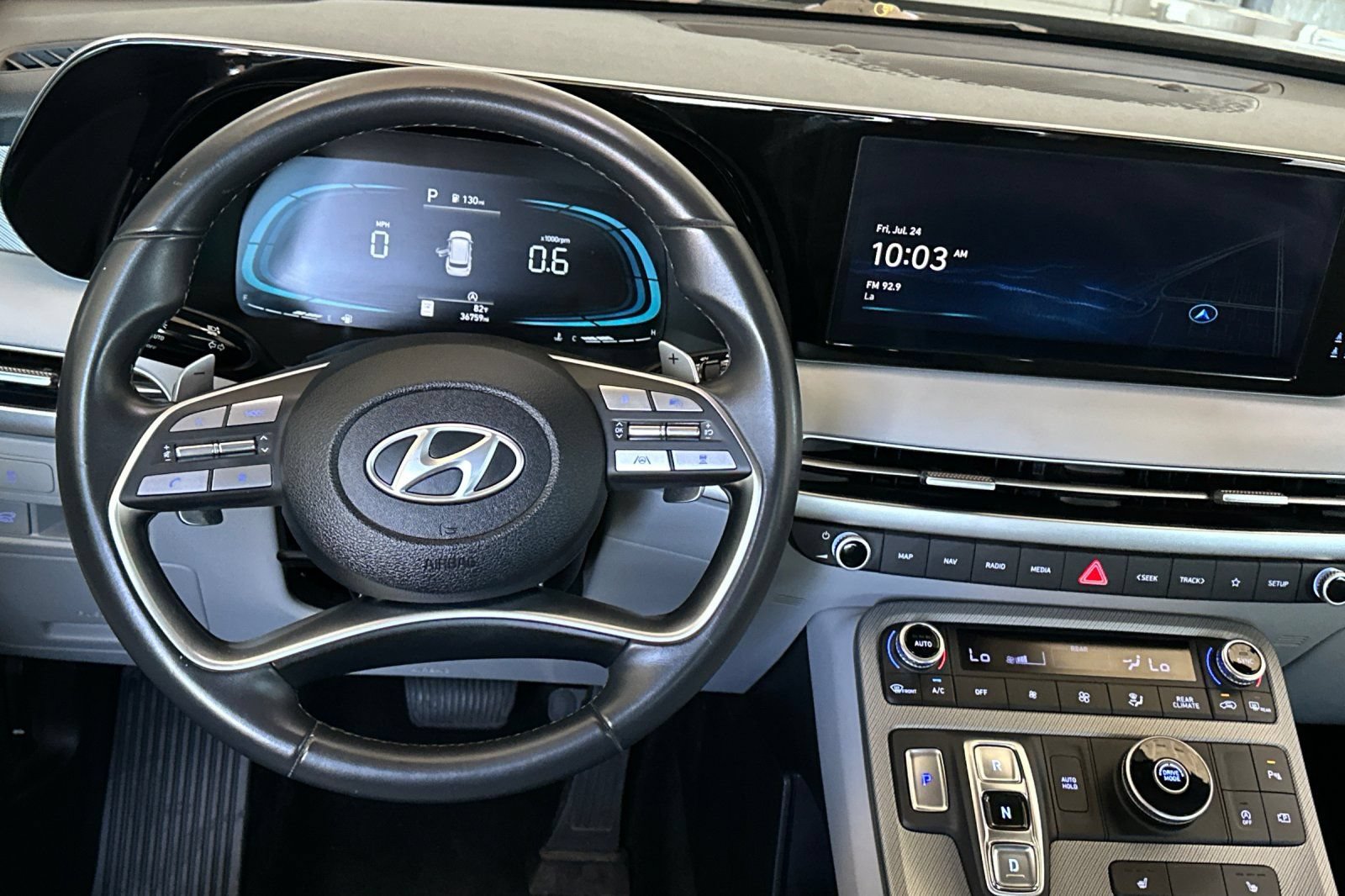 Used 2025 Hyundai Palisade SEL FWD image 15