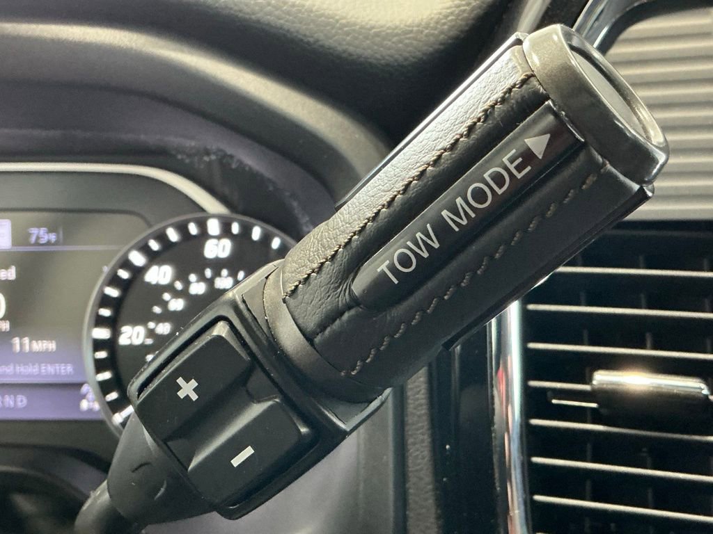 Used 2023 Nissan Titan Platinum Reserve w/ Moonroof Package image 19