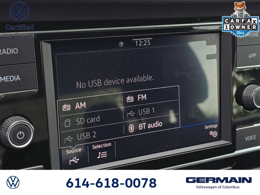 Certified 2023 Volkswagen Jetta SE w/ Panoramic Sunroof Package FWD image 28