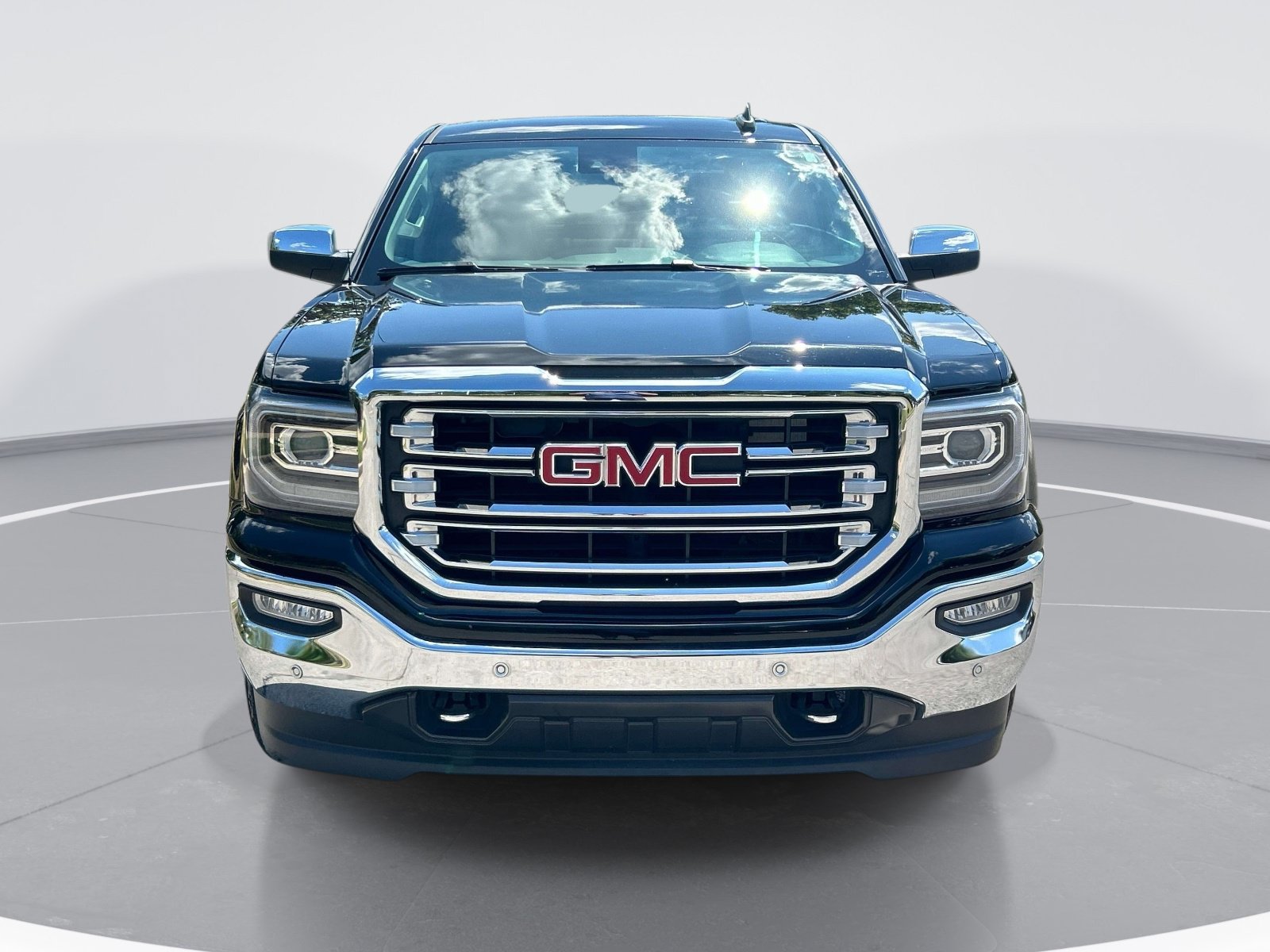 Used 2018 GMC Sierra 1500 SLT AWD/4WD image 3