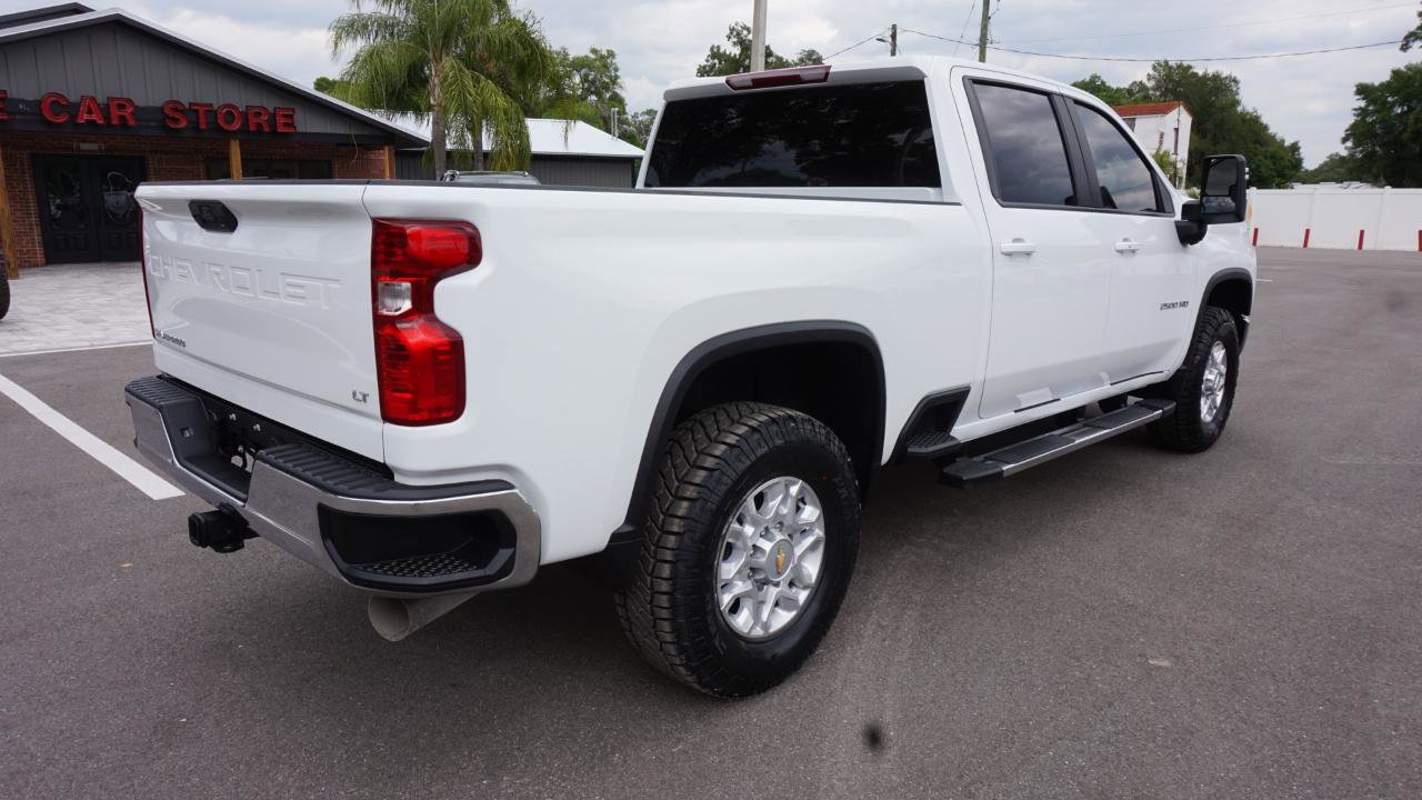 Used 2022 Chevrolet Silverado 2500 LT w/ Convenience Package AWD/4WD image 9