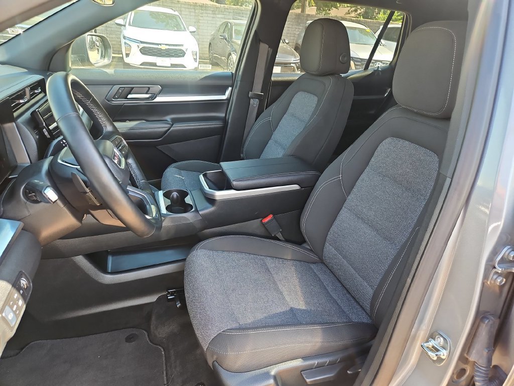 Used 2026 GMC Terrain Elevation AWD/4WD image 25