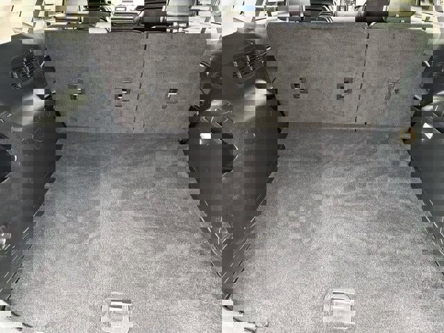 Used 2022 Ford Edge SEL image 47